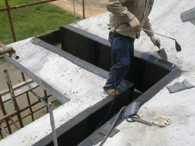 thi công chống thấm máng xối sê nô